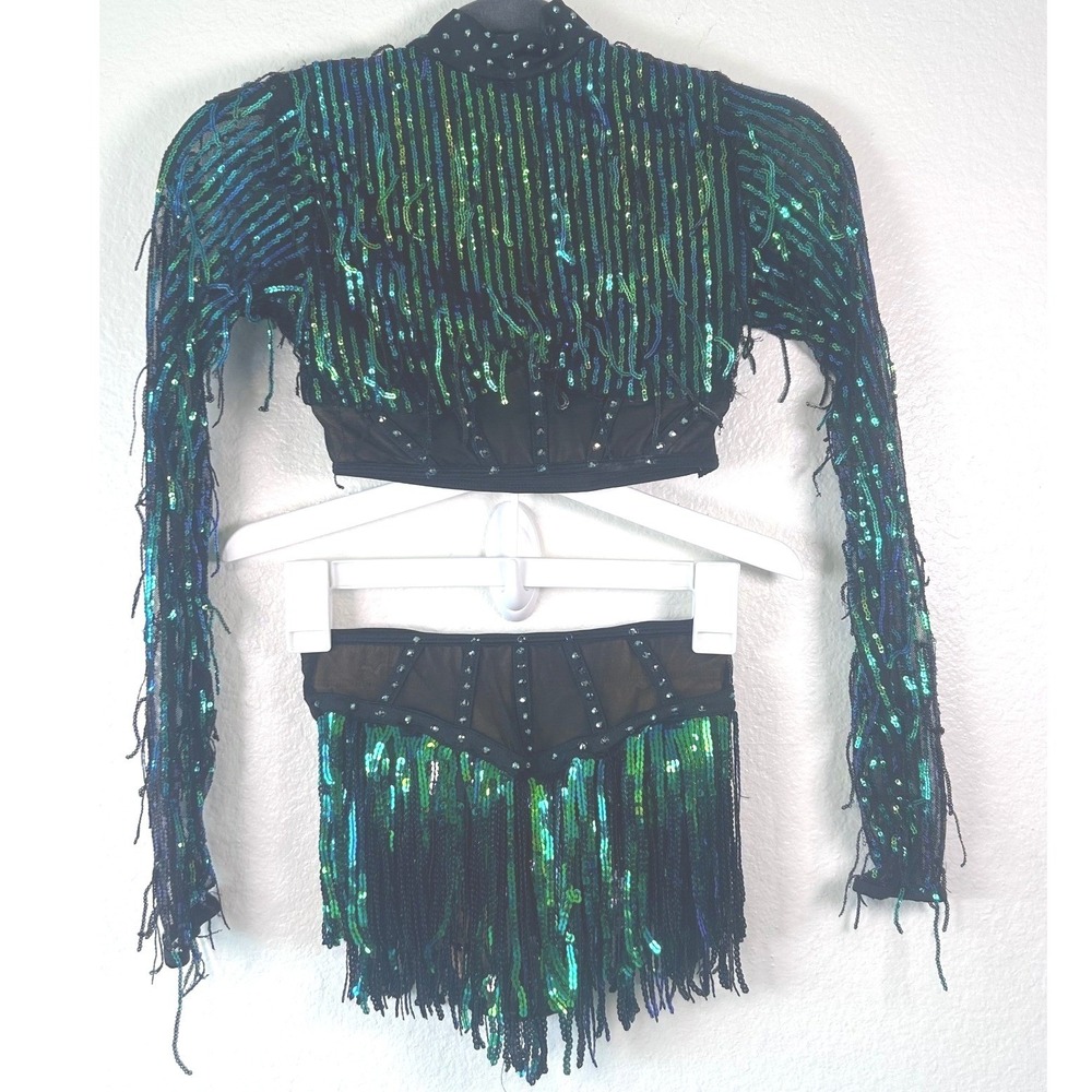 Green Sequin Fringe Festival Dance Costume Set Long Sleeve Crop Top Shorts SZ S